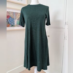 ✨ Madewell Short-Sleeve T-Shirt Dress in Dark Green – Size XS ✨
